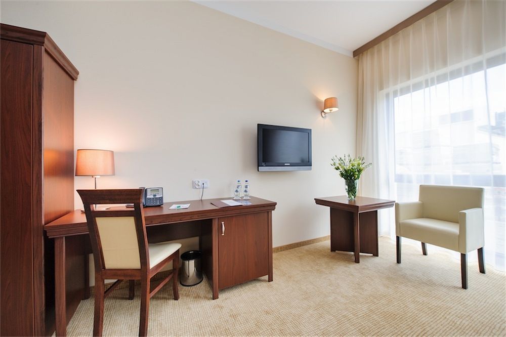 Hotel Trzebnica Exteriér fotografie