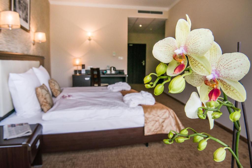 Hotel Trzebnica Exteriér fotografie